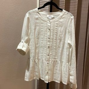 Vineyard Vines, Linen, round neck, long or roll up sleeve with tab